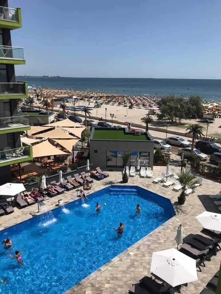 Isabelle Apartament Alezzi Beach Resort Mamaia Nord Năvodari Buitenkant foto