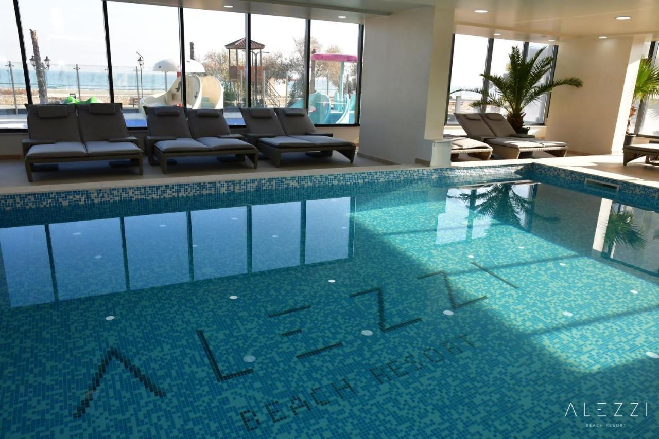 Isabelle Apartament Alezzi Beach Resort Mamaia Nord Năvodari Buitenkant foto