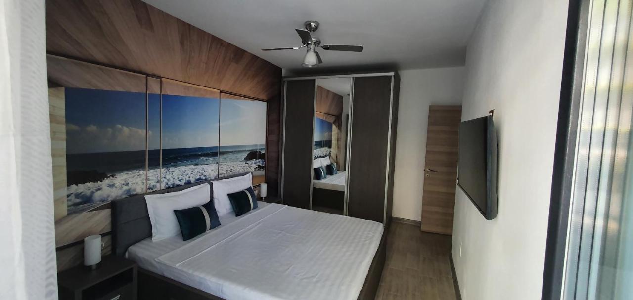 Isabelle Apartament Alezzi Beach Resort Mamaia Nord Năvodari Buitenkant foto