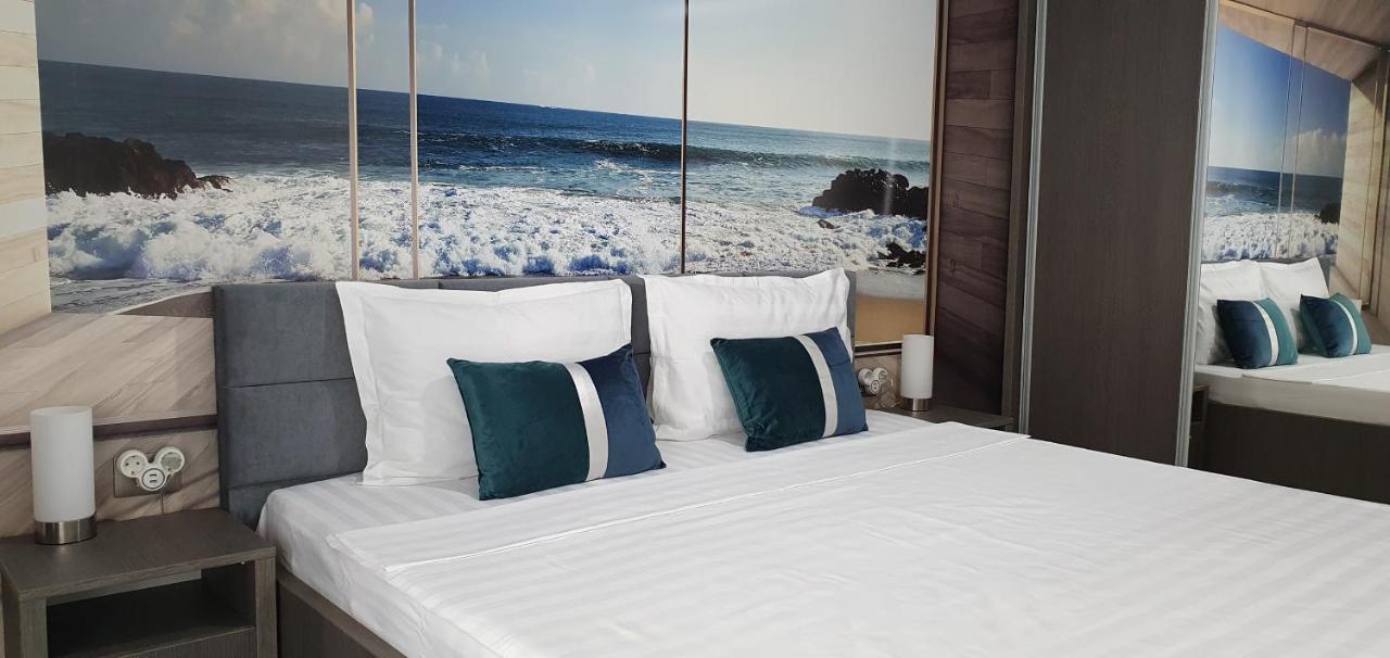 Isabelle Apartament Alezzi Beach Resort Mamaia Nord Năvodari Buitenkant foto
