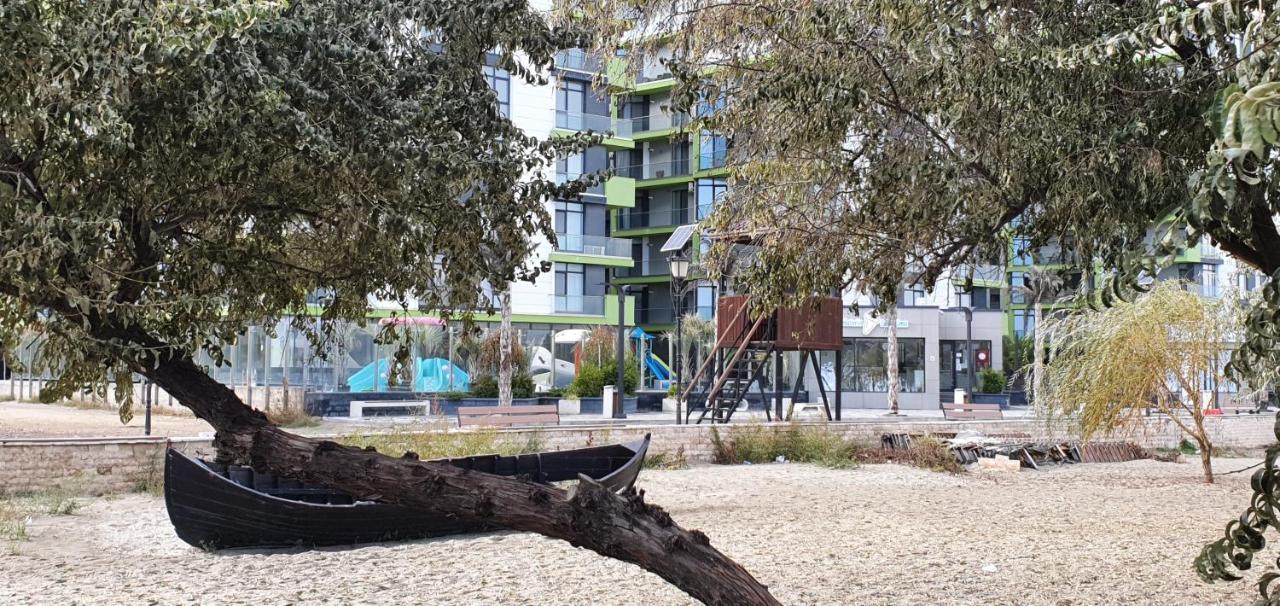 Isabelle Apartament Alezzi Beach Resort Mamaia Nord Năvodari Buitenkant foto