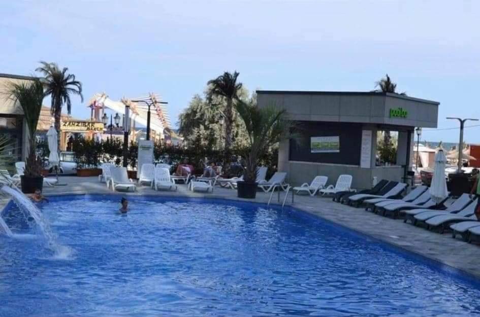 Isabelle Apartament Alezzi Beach Resort Mamaia Nord Năvodari Buitenkant foto