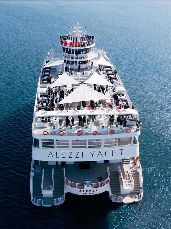 Isabelle Apartament Alezzi Beach Resort Mamaia Nord Năvodari Buitenkant foto